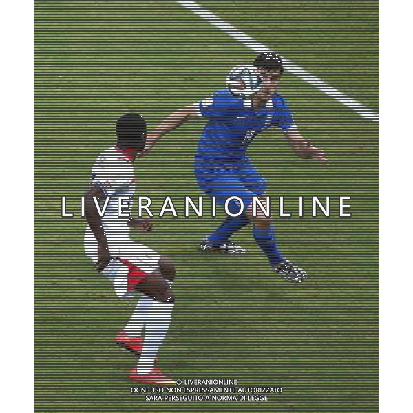 (140629) -- RECIFE, June 29, 2014 () -- Greece\'s Sokratis Papastathopoulos (R) vies for the ball during a Round of 16 match between Costa Rica and Greece of 2014 FIFA World Cup at the Arena Pernambuco Stadium in Recife, Brazil, on June 29, 2014.(/Cao Can)(rh) ©photoshot/Agenzia Aldo Liverani sas - ITALY ONLY - EDITORIAL USE ONLY - Costa Rica Vs Grecia Coppa del mondo FIFA 2014 allo stadio Arena Pernambuco di Recife, in Brasile, il 29 giugno 2014