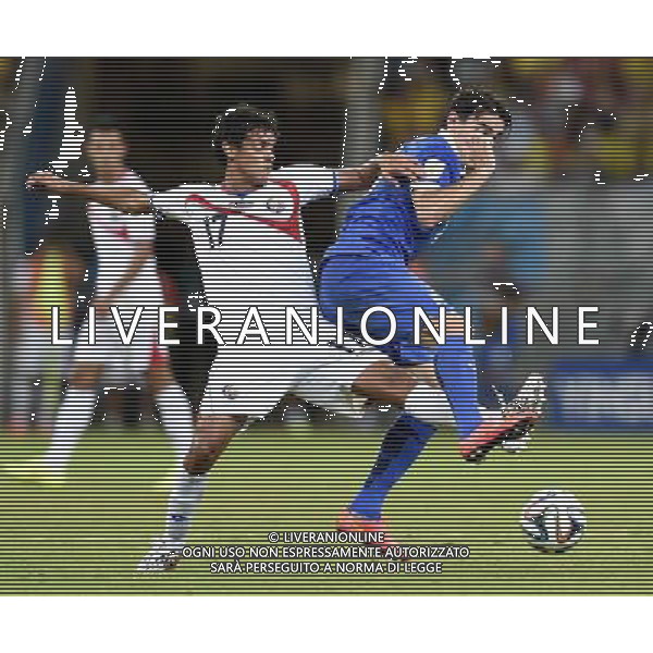 (140629) -- RECIFE, June 29, 2014 () -- Costa Rica\'s Yeltsin Tejeda (L) competes during a Round of 16 match between Costa Rica and Greece of 2014 FIFA World Cup at the Arena Pernambuco Stadium in Recife, Brazil, on June 29, 2014.(/Yang Lei)(xzj) ©photoshot/Agenzia Aldo Liverani sas - ITALY ONLY - EDITORIAL USE ONLY - Costa Rica Vs Grecia Coppa del mondo FIFA 2014 allo stadio Arena Pernambuco di Recife, in Brasile, il 29 giugno 2014