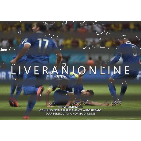 (140629) -- RECIFE, June 29, 2014 () -- Greece\'s Sokratis Papastathopoulos (2nd R) celebrates the goal during a Round of 16 match between Costa Rica and Greece of 2014 FIFA World Cup at the Arena Pernambuco Stadium in Recife, Brazil, on June 29, 2014.(/Guo Yong)(rh) ©photoshot/Agenzia Aldo Liverani sas - ITALY ONLY - EDITORIAL USE ONLY - Costa Rica Vs Grecia Coppa del mondo FIFA 2014 allo stadio Arena Pernambuco di Recife, in Brasile, il 29 giugno 2014