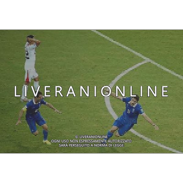 (140629) -- RECIFE, June 29, 2014 () -- Greece\'s Sokratis Papastathopoulos (R) celebrates the goal during a Round of 16 match between Costa Rica and Greece of 2014 FIFA World Cup at the Arena Pernambuco Stadium in Recife, Brazil, on June 29, 2014.(/Cao Can)(rh) ©photoshot/Agenzia Aldo Liverani sas - ITALY ONLY - EDITORIAL USE ONLY - Costa Rica Vs Grecia Coppa del mondo FIFA 2014 allo stadio Arena Pernambuco di Recife, in Brasile, il 29 giugno 2014