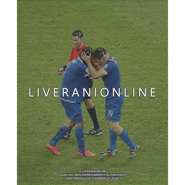 (140629) -- RECIFE, June 29, 2014 () -- Greece\'s Sokratis Papastathopoulos (R) celebrates the goal during a Round of 16 match between Costa Rica and Greece of 2014 FIFA World Cup at the Arena Pernambuco Stadium in Recife, Brazil, on June 29, 2014.(/Cao Can)(rh) ©photoshot/Agenzia Aldo Liverani sas - ITALY ONLY - EDITORIAL USE ONLY - Costa Rica Vs Grecia Coppa del mondo FIFA 2014 allo stadio Arena Pernambuco di Recife, in Brasile, il 29 giugno 2014