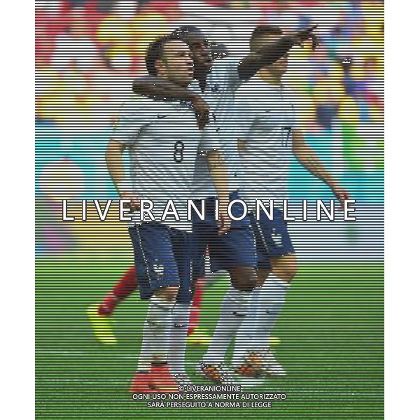Joie France - Mathieu VALBUENA / Rio MAVUBA - 30.06.2014 - France / Nigeria - 1/8Finale - Coupe du Monde 2014 -Brasilia Photo : Dave Winter / Icon Sport *** Local Caption *** /Agenzia Aldo Liverani sas - ONLY ITALY - Francia v Nigeria Coppa del Mondo FIFA 2014 Nacional stadio Estadio in Brasilia, Brasile, 30 giugno 2014 *** Local Caption *** /Agenzia Aldo Liverani sas - ONLY ITALY - Francia v Nigeria Coppa del Mondo FIFA 2014 Nacional stadio Estadio in Brasilia, Brasile, 30 giugno 2014
