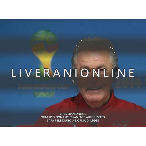 (140630) -- SAO PAULO, June 30, 2014 () -- Switzerland\'s Ottmar Hitzfeld attends a press conference in Sao Paulo, Brazil, on June 30, 2014. Switzerland will face Argentina here in a Round of 16 match of 2014 FIFA World Cup on Tuesday. (/TELAM) (rh) ©photoshot/Agenzia Aldo Liverani sas - ITALY ONLY - EDITORIAL USE ONLY - Argentina - Svizzera Coppa del Mondo FIFA 2014 allo stadio Arena di Sao Paulo, in Brasile, 1 ° luglio 2014