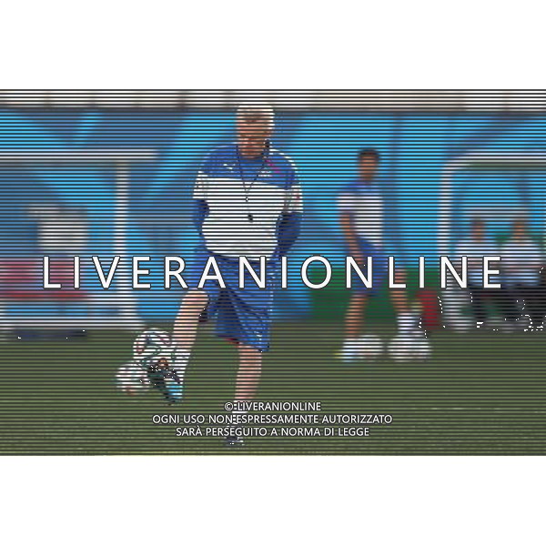(140630) -- SAO PAULO, June 30, 2014 () -- Switzerland\'s Ottmar Hitzfeld is seen in a training session in Sao Paulo, Brazil, on June 30, 2014. Switzerland will face Argentina here in a Round of 16 match of 2014 FIFA World Cup on Tuesday. (/TELAM) (rh) ©photoshot/Agenzia Aldo Liverani sas - ITALY ONLY - EDITORIAL USE ONLY - Argentina - Svizzera Coppa del Mondo FIFA 2014 allo stadio Arena di Sao Paulo, in Brasile, 1 ° luglio 2014