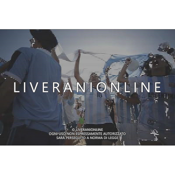 (140701) -- FORTALEZA, July 1, 2014 () -- Argentina\'s fans celebrate their victory after watching a televised Round of 16 match between Argentina and Switzerland of 2014 FIFA World Cup, at the FIFA Fan Fest area in Fortaleza, Brazil, on July 1, 2014. Argentina won 1-0 over Switzerland after 120 minutes and qualified for quarter-finals on Tuesday. (/Mauricio Valenzuela)(pcy) ©photoshot/Agenzia Aldo Liverani sas - ITALY ONLY - EDITORIAL USE ONLY - Argentina - Svizzera Coppa del Mondo FIFA 2014 allo stadio Arena di Sao Paulo, in Brasile, 1 ° luglio 2014