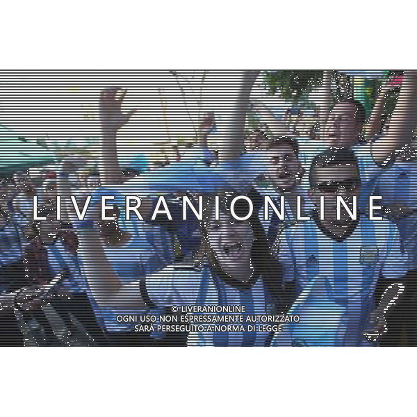 (140701) -- SAO PAULO, July 1, 2014 () -- Argentina\'s fans react while watching a televised Round of 16 match between Argentina and Switzerland of 2014 FIFA World Cup, at Vila Madalena, a Bohemian neighborhood in Sao Paulo, Brazil, on July 1, 2014. Argentina won 1-0 over Switzerland after 120 minutes and qualified for quarter-finals on Tuesday. (/Rahel Patrasso)(pcy) ©photoshot/Agenzia Aldo Liverani sas - ITALY ONLY - EDITORIAL USE ONLY - Argentina - Svizzera Coppa del Mondo FIFA 2014 allo stadio Arena di Sao Paulo, in Brasile, 1 ° luglio 2014
