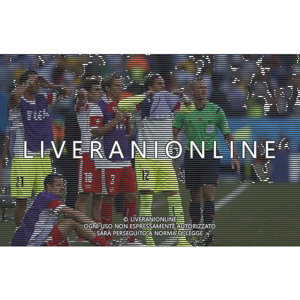 (140701) -- SAO PAULO, July 1, 2014 () -- Switzerland\'s substitutes look on during a Round of 16 match between Argentina and Switzerland of 2014 FIFA World Cup at the Arena de Sao Paulo Stadium in Sao Paulo, Brazil, on July 1, 2014. Argentina won 1-0 over Switzerland after 120 minutes and qualified for quarter-finals on Tuesday. (/Wang Lili)(pcy) ©photoshot/Agenzia Aldo Liverani sas - ITALY ONLY - EDITORIAL USE ONLY - Argentina - Svizzera Coppa del Mondo FIFA 2014 allo stadio Arena di Sao Paulo, in Brasile, 1 ° luglio 2014