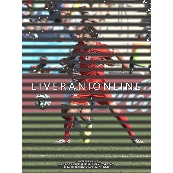 (140701) -- SAO PAULO, July 1, 2014 () -- Switzerland\'s Admir Mehmedi vies for the ball during a Round of 16 match between Argentina and Switzerland of 2014 FIFA World Cup at the Arena de Sao Paulo Stadium in Sao Paulo, Brazil, on July 1, 2014. Argentina won 1-0 over Switzerland after 120 minutes and qualified for quarter-finals on Tuesday.(/Xu Zijian)(rh) ©photoshot/Agenzia Aldo Liverani sas - ITALY ONLY - EDITORIAL USE ONLY - Argentina - Svizzera Coppa del Mondo FIFA 2014 allo stadio Arena di Sao Paulo, in Brasile, 1 ° luglio 2014