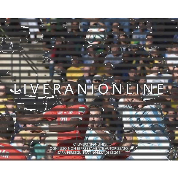 (140701) -- SAO PAULO, July 1, 2014 () -- Argentina\'s Ezequiel Garay (1st R) vies with Switzerland\'s Johan Djourou (2nd L) during a Round of 16 match between Argentina and Switzerland of 2014 FIFA World Cup at the Arena de Sao Paulo Stadium in Sao Paulo, Brazil, on July 1, 2014.(/Wang Yuguo)(rh) ©photoshot/Agenzia Aldo Liverani sas - ITALY ONLY - EDITORIAL USE ONLY - Argentina - Svizzera Coppa del Mondo FIFA 2014 allo stadio Arena di Sao Paulo, in Brasile, 1 ° luglio 2014