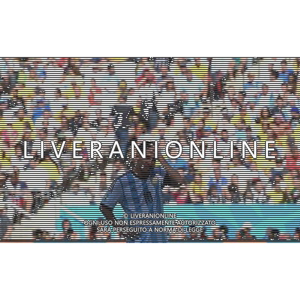 (140701) -- SAO PAULO, July 1, 2014 () -- Argentina\'s Lionel Messi reacts during a Round of 16 match between Argentina and Switzerland of 2014 FIFA World Cup at the Arena de Sao Paulo Stadium in Sao Paulo, Brazil, on July 1, 2014.(/Wang Yuguo)(rh) ©photoshot/Agenzia Aldo Liverani sas - ITALY ONLY - EDITORIAL USE ONLY - Argentina - Svizzera Coppa del Mondo FIFA 2014 allo stadio Arena di Sao Paulo, in Brasile, 1 ° luglio 2014