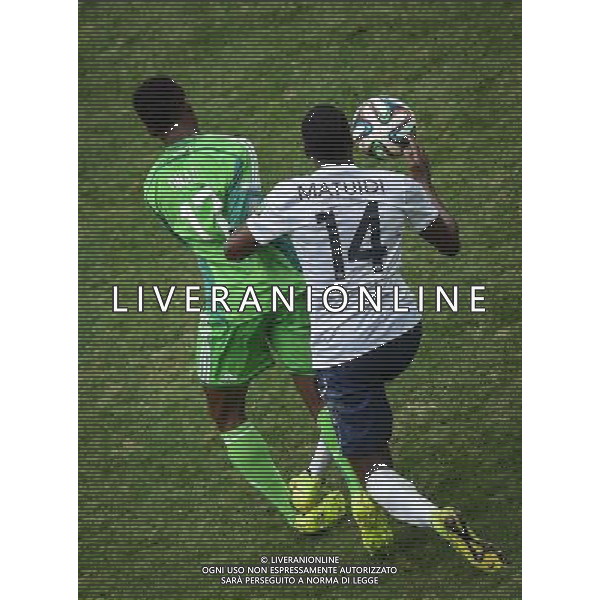 (140630) -- BRASILIA, June 30, 2014 () -- France\'s Blaise Matuidi (R) vies with Nigeria\'s Ogenyi Onazi during a Round of 16 match between France and Nigeria of 2014 FIFA World Cup at the Estadio Nacional Stadium in Brasilia, Brazil, on June 30, 2014. France won 2-0 over Nigeria and qualified for quarter-finals here on Monday. (/Liu Dawei)(xzj) ©photoshot/Agenzia Aldo Liverani sas - ITALY ONLY - EDITORIAL USE ONLY