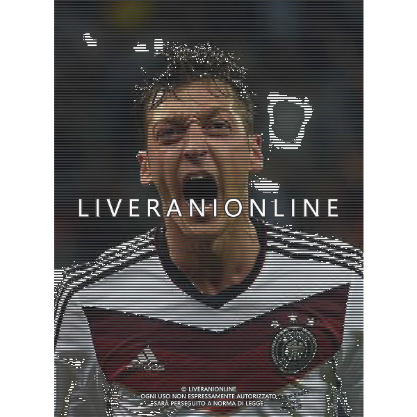 (140630) -- PORTO ALEGRE, June 30, 2014 () -- Germany\'s Mesut Ozil celebrates a goal during the extra time of a Round of 16 match between Germany and Algeria of 2014 FIFA World Cup at the Estadio Beira-Rio Stadium in Porto Alegre, Brazil, on June 30, 2014. Germany won 2-1 over Algeria after 120 minutes and qualified for quarter-finals on Monday. (/Li Ga)(pcy) ©photoshot/Agenzia Aldo Liverani sas - ITALY ONLY - EDITORIAL USE ONLY