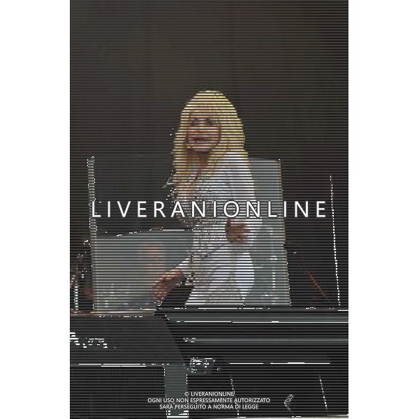 Dolly Parton performs on the Pyramid Stage on Day 3 of the Glastonbury Festival at Worthy Farm on June 29, 2014 in Glastonbury, England. AG ALDO LIVERANI SAS ONLY ITALY
