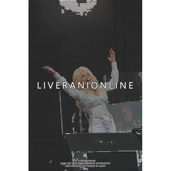Dolly Parton performs on the Pyramid Stage on Day 3 of the Glastonbury Festival at Worthy Farm on June 29, 2014 in Glastonbury, England. AG ALDO LIVERANI SAS ONLY ITALY