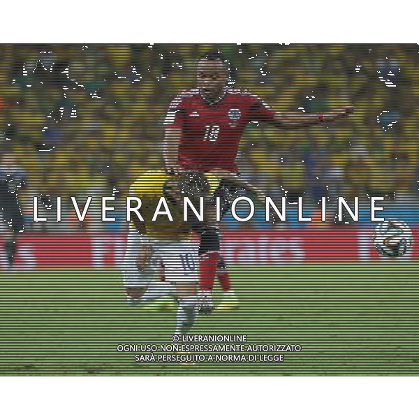 (140705) -- FORTALEZA, July 5, 2014 () -- Brazil\'s Neymar (L) is fouled by Juan Camilo Zuniga of Colombia during the quarterfinal match between Brazil and Colombia of 2014 Brazil FIFA World Cup at the Castelao Stadium, in Fortaleza, Brazil, on July 4, 2014. (/AGENCIA ESTADO) (sp) (dp) ***BRAZIL OUT*** AG ALDO LIVERANI SAS ONLY ITALY