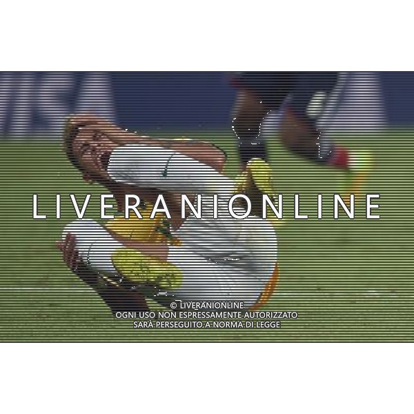 (140704) -- FORTALEZA, July 4, 2014 () -- Brazil\'s Neymar reacts after being hit on the back during a quarter-finals match between Brazil and Colombia of 2014 FIFA World Cup at the Estadio Castelao Stadium in Fortaleza, Brazil, on July 4, 2014. Brazil won 2-1 over Colombia and qualified for semi-finals on Friday. (/Li Ga)(pcy) AG ALDO LIVERANI SAS ONLY ITALY