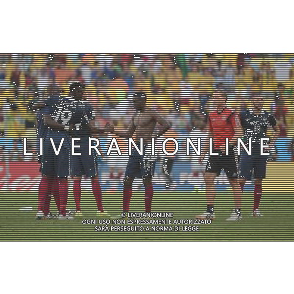 (140704) -- RIO DE JANEIRO, July 4, 2014 () -- France\'s players react after a quarter-finals match between France and Germany of 2014 FIFA World Cup at the Estadio do Maracana Stadium in Rio de Janeiro, Brazil, on July 4, 2014. Germany won 1-0 over France and qualified for semi-finals on Friday.(/Wang Yuguo)(rh) AG ALDO LIVERANI SAS ONLY ITALY