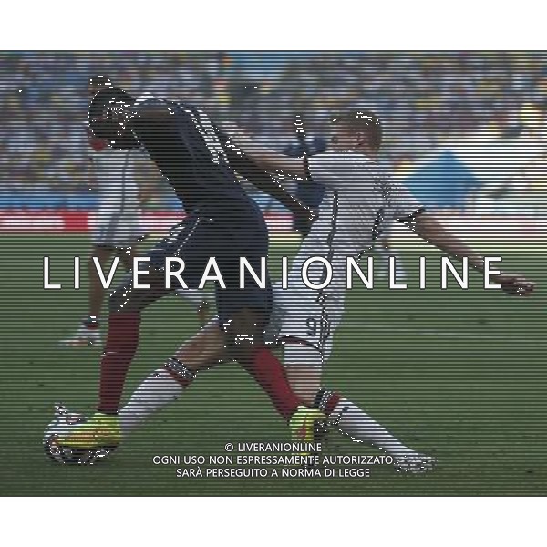 (140704) -- RIO DE JANEIRO, July 4, 2014 () -- Germany\'s Andre Schuerrle (R) vies with France\'s Blaise Matuidi during a quarter-finals match between France and Germany of 2014 FIFA World Cup at the Estadio do Maracana Stadium in Rio de Janeiro, Brazil, on July 4, 2014. Germany won 1-0 over France and qualified for semi-finals on Friday. (/Wang Lili)(pcy) AG ALDO LIVERANI SAS ONLY ITALY