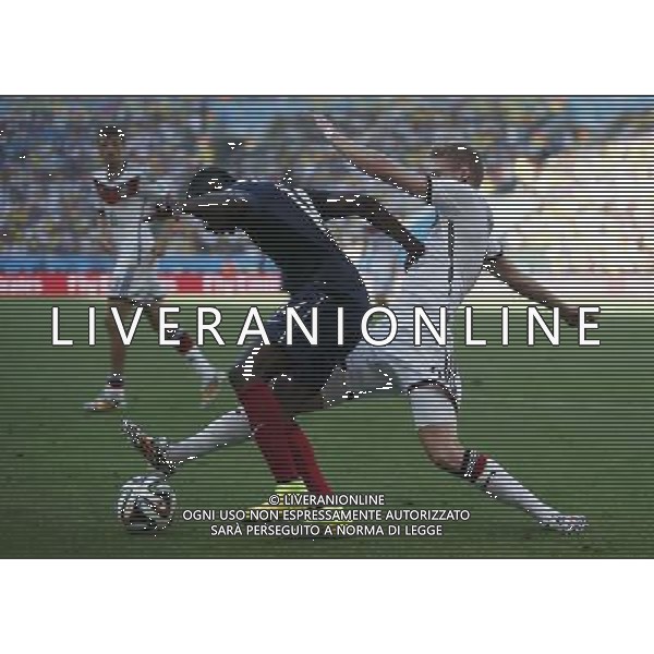 (140704) -- RIO DE JANEIRO, July 4, 2014 () -- Germany\'s Andre Schuerrle (R) vies with France\'s Blaise Matuidi during a quarter-finals match between France and Germany of 2014 FIFA World Cup at the Estadio do Maracana Stadium in Rio de Janeiro, Brazil, on July 4, 2014. Germany won 1-0 over France and qualified for semi-finals on Friday. (/Wang Lili)(pcy) AG ALDO LIVERANI SAS ONLY ITALY