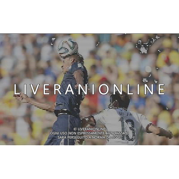 (140704) -- RIO DE JANEIRO, July 4, 2014 () -- France\'s Raphael Varane vies with Germany\'s Thomas Muller during a quarter-finals match between France and Germany of 2014 FIFA World Cup at the Estadio do Maracana Stadium in Rio de Janeiro, Brazil, on July 4, 2014. Germany won 1-0 over France and qualified for semi-finals on Friday. (/Wang Lili)(pcy) AG ALDO LIVERANI SAS ONLY ITALY