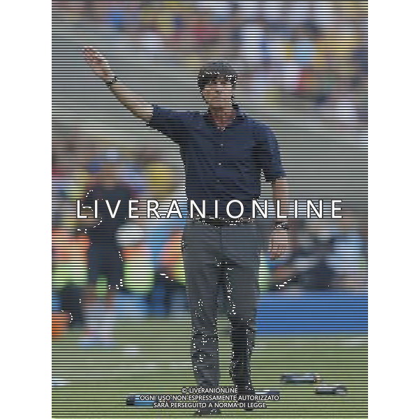 (140704) -- RIO DE JANEIRO, July 4, 2014 () -- Germany\'s coach Joachim Loew gives instructions during a quarter-finals match between France and Germany of 2014 FIFA World Cup at the Estadio do Maracana Stadium in Rio de Janeiro, Brazil, on July 4, 2014.(/Wang Lili)(pcy) AG ALDO LIVERANI SAS ONLY ITALY