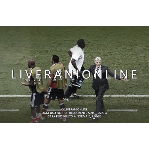(140704) -- FORTALEZA, July 4, 2014 () -- Colombia\'s coach Jose Pekerman (1st R) reacts during a quarter-finals match between Brazil and Colombia of 2014 FIFA World Cup at the Estadio Castelao Stadium in Fortaleza, Brazil, on July 4, 2014. Brazil won 2-1 over Colombia and qualified for semi-finals on Friday. (/Liao Yujie)(pcy) AG ALDO LIVERANI SAS ONLY ITALY