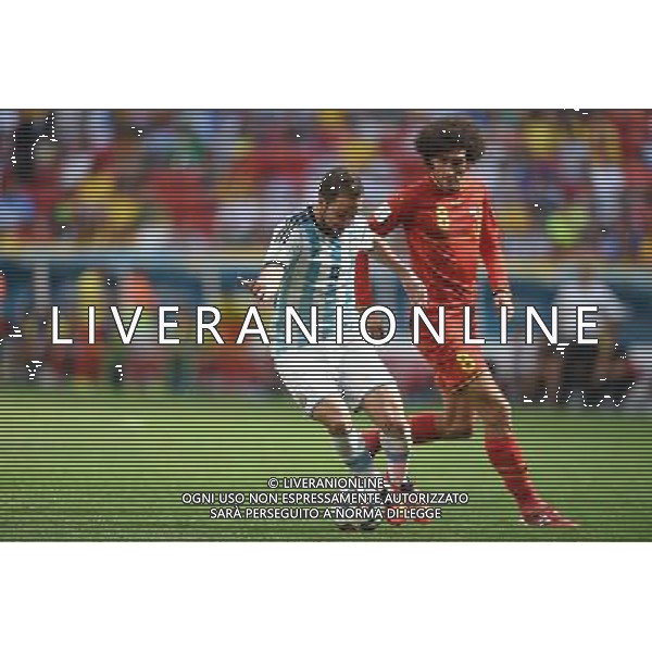 GONZALO HIGUAIN (L) I MAROUANE FELLAINI 2014.07.05 ESTADIO NATIONAL DE BRASILIA GARRINCHA BRAZYLIA PILKA NOZNA MISTRZOSTWA SWIATA FIFA WORLD CUP 2014 KADRA REPREZENTACJA ARGENTYNA - BELGIA FOTO PAULA DUDA / PRESSFOCUS/NEWSPIX.PL --- Newspix.pl AG ALDOL IVERANI SAS ONLY ITALY *** Local Caption *** www.newspix.pl mail us: info@newspix.pl call us: 0048 022 23 22 222 --- Polish Picture Agency by Ringier Axel Springer Poland