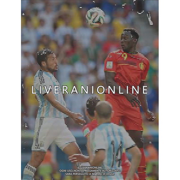 (140705) -- BRASILIA, July 5, 2014 () -- Belgium\'s Romelu Lukaku (R, top) competes for a header during a quarter-finals match between Argentina and Belgium of 2014 FIFA World Cup at the Estadio Nacional Stadium in Brasilia, Brazil, on July 5, 2014. Argentina won 1-0 over Belgium and qualified for the semi-finals. (/Li Ming)(xzj) ©photoshot/Agenzia Aldo Liverani sas - ITALY ONLY - EDITORIAL USE ONLY - ARGENTINA VS BELGIO partita di quarti di finale Coppa del Mondo 2014 FIFA World Cup allo stadio Estadio Nacional di Brasilia, in Brasile, il 5 luglio 2014. Argentina ha vinto 1-0 contro il Belgio e si qualifica per le semifinali.