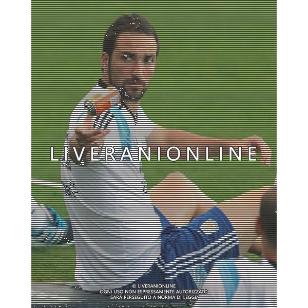(140706) -- BELO HORIZONTE, July 6, 2014 () -- Argentina\'s Gonzalo Higuain is seen during a training session in Belo Horizonte, Brazil, July 6, 2014. Argentina will competes with Netherlands in a semi-finals match of the 2014 FIFA World Cup on July 9. (/Telam) (sp/xzj) ©PHOTOSHOT/Agenzia Aldo Liverani sas - ITALY ONLY - EDITORIAL USE ONLY - Allenamento dell\'Argentina a Belo Horizonte, in Brasile, 6 luglio 2014 in attesa della semifinale della Coppa del Mondo FIFA 2014