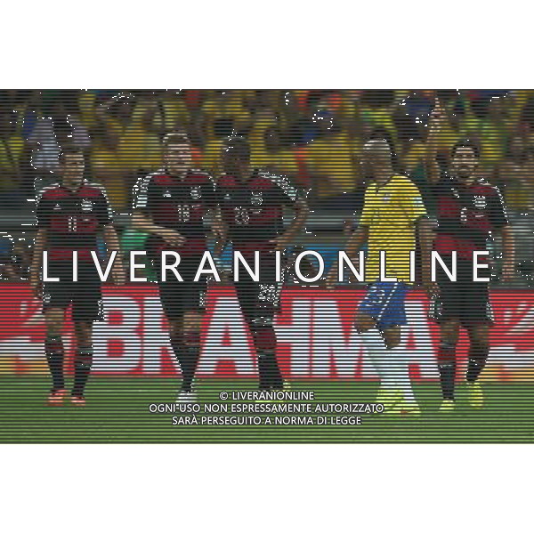08.07.2014, Mineirao, Belo Horizonte, BRA, FIFA WM, Brasilien vs Deutschland, Halbfinale, im Bild Freude bei Sami Kedira (GER) ganz rechts nach seinem Tor zum 5:0. vl. Miroslav Klose, Toni Kroos, Jerome Boateng (GER), Maicon (BRA) und der Torschuetze. // during Semi Final match between Brasil and Germany of the FIFA Worldcup Brazil 2014 at the Mineirao in Belo Horizonte, Brazil on 2014/07/08. EXPA Pictures © 2014, PhotoCredit: EXPA/ Eibner-Pressefoto/ Cezaro *****ATTENTION - OUT of GER***** AG ALDO LIVERANI SAS ONLY ITALY