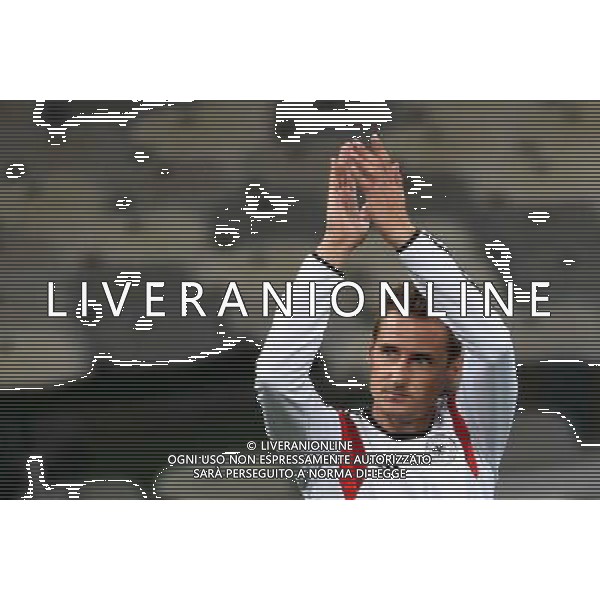 (140708) -- BELO HORIZONTE, July 8, 2014 () -- Germany\'s Miroslav Klose greets fans after a semifinal match between Brazil and Germany of 2014 FIFA World Cup at the Estadio Mineirao Stadium in Belo Horizonte, Brazil, on July 8, 2014. Germany won 7-1 over Brazil and qualified for the final on Tuesday. (/Li Ga)(pcy) ©photoshot/Agenzia Aldo Liverani sas - ITALY ONLY - EDITORIAL USE ONLY - BRASILE VS GERMANIA partita di semifinale Coppa del mondo FIFA 2014 Mineirao stadio Estadio a Belo Horizonte, in Brasile, 8 luglio 2014, la Germania ha vinto 7-1 e qualificato per la finale