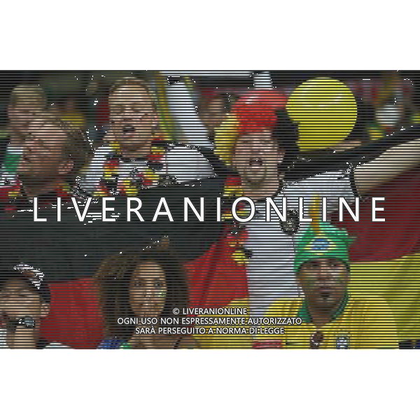 Jubel bei den deutschen Fans und Trauer bei Brasilien nach der hohen Niederlage. // during Semi Final match between Brasil and Germany of the FIFA Worldcup Brazil 2014 at the Mineirao in Belo Horizonte, Brazil on 2014/07/08. EXPA Pictures © 2014, PhotoCredit: EXPA/ Eibner-Pressefoto/ CEZARO *****ATTENTION - OUT of GER***** AG ALDO LIVERANI SAS ONLY ITALY