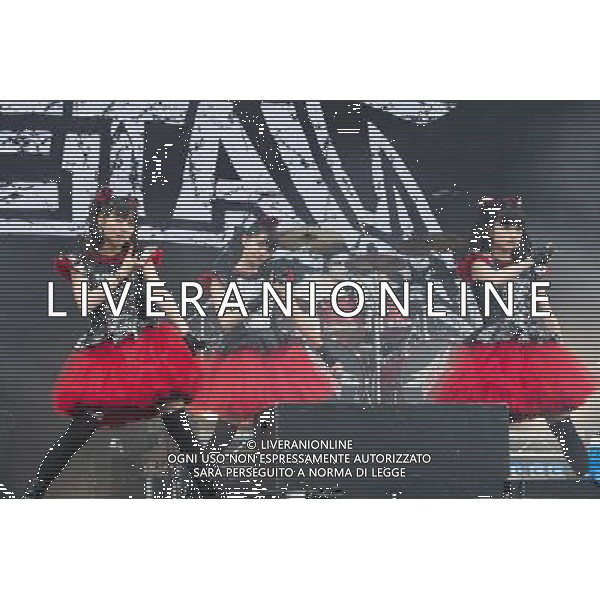 J-Metal group Babymetal perform on the main stage at Sonisphere Festival, Knebworth, UK on 5th July 2014. The band consists of Suzuka Nakamoto (Su-Metal - wearing two gloves), Moa Kikuchi (Moametal - wearing glove on left hand) and Yui Mizuno (Yuimetal - wearing glove on right hand) ©PHOTOSHOT/Agenzia Aldo Liverani sas - ITALY ONLY - EDITORIAL USE ONLY - Il Gruppo Babymetal J-Metal si esibisce sul palco de Festival Sonisphere, Knebworth, Regno Unito il 5 luglio 2014