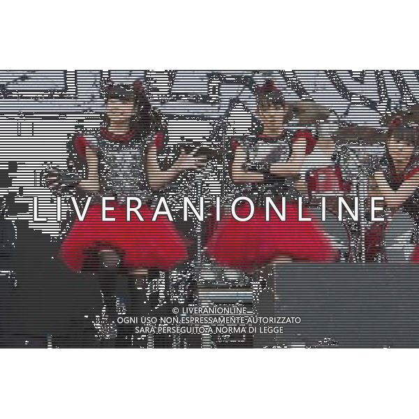 J-Metal group Babymetal perform on the main stage at Sonisphere Festival, Knebworth, UK on 5th July 2014. The band consists of Suzuka Nakamoto (Su-Metal - wearing two gloves), Moa Kikuchi (Moametal - wearing glove on left hand) and Yui Mizuno (Yuimetal - wearing glove on right hand) ©PHOTOSHOT/Agenzia Aldo Liverani sas - ITALY ONLY - EDITORIAL USE ONLY - Il Gruppo Babymetal J-Metal si esibisce sul palco de Festival Sonisphere, Knebworth, Regno Unito il 5 luglio 2014