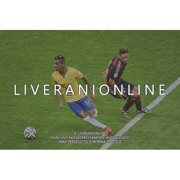 Luiz GUSTAVO / Mesut OZIL - 08.07.2014 - Bresil / Allemagne - 1/2Finale de la Coupe du Monde 2014 -Belo Horizonte- Photo : David Winter / Icon Sport /Agenzia Aldo Liverani sas - ONLY ITALY - BRASILE VS GERMANIA partita di semifinale Coppa del mondo FIFA 2014 Mineirao stadio Estadio a Belo Horizonte, in Brasile, 8 luglio 2014, la Germania ha vinto 7-1 e qualificato per la finale