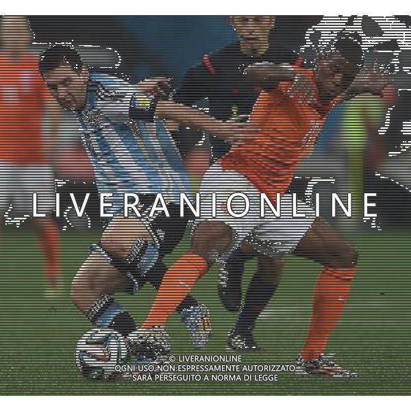 FIFA World Cup Brasile 2014 Semifinali San Paolo - 09.07.2014 Olanda-Argentina Nella Foto:Messi Lionel-Wijnaldum Georginio /Ph.Vitez-Ag. Aldo Liverani