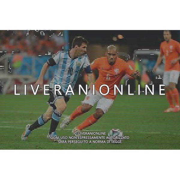 Lionel MESSI / Nigel DE JONG - 09.07.2014 - Argentine / Pays Bas - 1/2Finale Coupe du Monde -Sao Paulo Photo : Dave Winter / Icon Sport AG ALDO LIVERANI SAS ONLY ITALY
