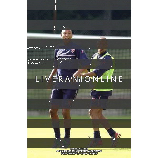 FOLGARIA 02/07/2003 PRIMO ALLENAMENTO IN RITIRO DEL PERUGIA CALCIO NELLA FOTO: BOTHROYD JAY E ALIOUI JAMAL* FOTO 1905/ROBERTO SETTONCE/ALDO LIVERANI