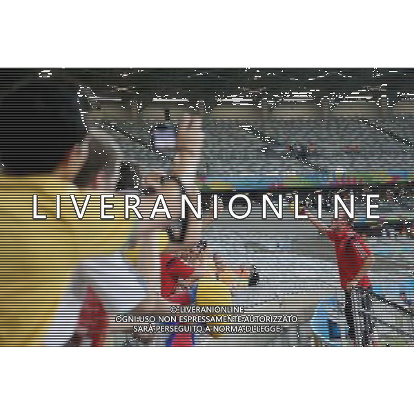 (140708) -- BELO HORIZONTE, July 8, 2014 () -- Germany\'s Kevin Grosskreutz (R) celebrates the victory with fans after a semifinal match between Brazil and Germany of 2014 FIFA World Cup at the Estadio Mineirao Stadium in Belo Horizonte, Brazil, on July 8, 2014. Germany won 7-1 over Brazil and qualified for the final on Tuesday. (/Li Ming)(pcy) ©photoshot/Agenzia Aldo Liverani sas - ITALY ONLY - EDITORIAL USE ONLY - BRASILE VS GERMANIA partita di semifinale Coppa del mondo FIFA 2014 Mineirao stadio Estadio a Belo Horizonte, in Brasile, 8 luglio 2014, la Germania ha vinto 7-1 e qualificato per la finale