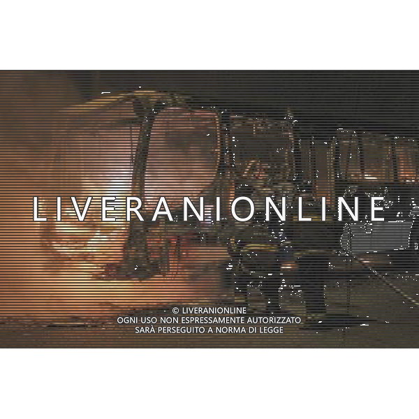 (140708) -- SAO PAULO, July 8, 2014 () -- Firemen quell the blaze in a bus that was set on fire by vandals after a semifinal match between Brazil and Germany of 2014 FIFA World Cup in Sao Paulo, Brazil, on July 8, 2014. (/AGENCIA ESTADO) (da) ***BRAZIL OUT*** ©photoshot/Agenzia Aldo Liverani sas - ITALY ONLY - EDITORIAL USE ONLY - BRASILE VS GERMANIA partita di semifinale Coppa del mondo FIFA 2014 Mineirao stadio Estadio a Belo Horizonte, in Brasile, 8 luglio 2014, la Germania ha vinto 7-1 e qualificato per la finale