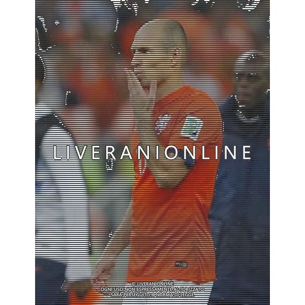 (140709) -- SAO PAULO, July 9, 2014 () -- Netherlands\' Arjen Robben reacts after a semifinal match between Netherlands and Argentina of 2014 FIFA World Cup at the Arena de Sao Paulo Stadium in Sao Paulo, Brazil, on July 9, 2014. Argentina won 4-2 on penalties over Netherlands after a 0-0 tie and qualified for the final on Wednesday. (/Wang Lili)(pcy) ©PHOTOSHOT/Agenzia Aldo Liverani sas - - ITALY ONLY - EDITORIAL USE ONLY - Olanda e Argentina semifinale della Coppa del mondo FIFA 2014 presso l\'Arena de Sao Paulo Stadium di San Paolo, Brasile, il 9 luglio 2014. Argentina ha vinto 4-2 ai rigori e qualificata per la finale