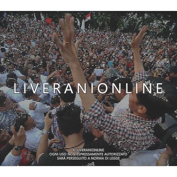 (140709) -- JAKARTA, July 9, 2014 () -- Indonesian presidential candidate from the Indonesian Democratic Party of Struggle (PDIP) Joko Widodo waves hands to his supporters after the results of quick counts in Jakarta, Indonesia, July 9, 2014. Both presidential hopefuls running in Indonesia\'s election claimed victories in the presidential election based on results of quick counts conducted by various pollster agencies published in the media, which contradict one other. (/Agung Kuncahya B.) (lyi) ©PHOTOSHOT/Agenzia Aldo Liverani sas - ITALY ONLY - EDITORIAL USE ONLY ©photoshot/Agenzia Aldo Liverani sas - ITALY ONLY - EDITORIAL USE ONLY ©PHOTOSHOT/Agenzia Aldo Liverani sas - - ITALY ONLY - EDITORIAL USE ONLY - elezioni presidenziali in Indonesia, Luglio 2014