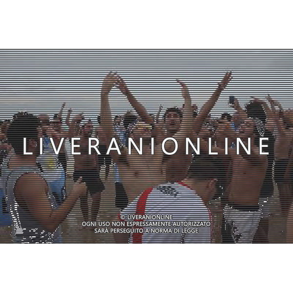 Supporters Argentine sur la plage de Copacabana - 11.07.2014 - Coupe du Monde 2014 - Bresil Photo : Dave Winter / Icon SPort /Agenzia Aldo Liverani sas - ITALY ONLY - EDITORIAL USE ONLY - Tifosi sulla spiaggia di Copacabana per la Coppa del Mondo Fifa Brasile 2014