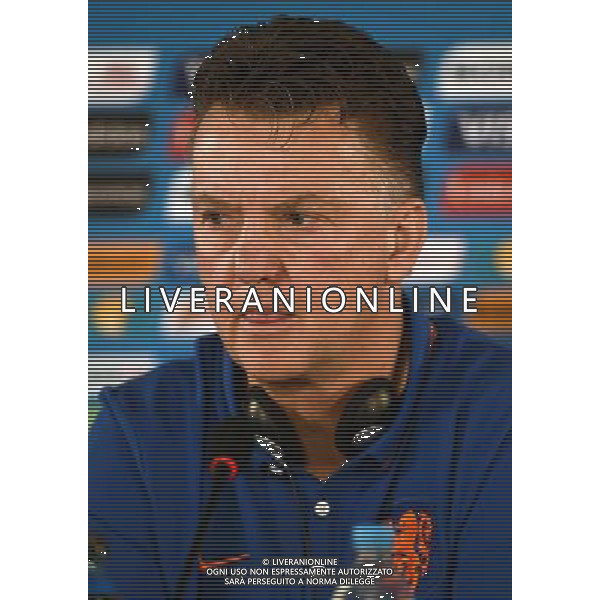 (140711) -- BRASILIA, July 11, 2014 () -- Netherlands\' coach Louis van Gaal reacts during a press conference at the Estadio Nacional Stadium in Brasilia, Brazil, on July 5, 2014. Netherlands will play the 2014 FIFA World Cup football match for third place against host Brazil on Saturday.(/Guo Yong)(wll) ©photoshot/Agenzia Aldo Liverani sas - ITALY ONLY - EDITORIAL USE ONLY - Conferenza stampa e allenamento della nazionale dell\'olanda Coppa del mondo FIFA presso il Nacional stadio Estadio a Brasilia, in Brasile, 5 luglio 2014