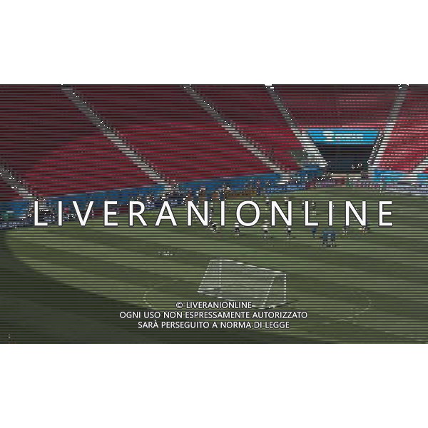 (140711) -- BRASILIA, July 11, 2014 () -- Players of Netherlands attend a training session at the Estadio Nacional Stadium in Brasilia, Brazil, on July 5, 2014. Netherlands will play the 2014 FIFA World Cup football match for third place against host Brazil on Saturday.(/Yang Lei) ©photoshot/Agenzia Aldo Liverani sas - ITALY ONLY - EDITORIAL USE ONLY - Conferenza stampa e allenamento della nazionale dell\'olanda Coppa del mondo FIFA presso il Nacional stadio Estadio a Brasilia, in Brasile, 5 luglio 2014
