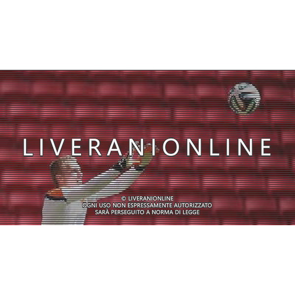 (140711) -- BRASILIA, July 11, 2014 () -- Jasper Cillessen, goalie of Netherlands attends a training session at the Estadio Nacional Stadium in Brasilia, Brazil, on July 5, 2014. Netherlands will play the 2014 FIFA World Cup football match for third place against host Brazil on Saturday.(/Cao Can) ©photoshot/Agenzia Aldo Liverani sas - ITALY ONLY - EDITORIAL USE ONLY - Conferenza stampa e allenamento della nazionale dell\'olanda Coppa del mondo FIFA presso il Nacional stadio Estadio a Brasilia, in Brasile, 5 luglio 2014