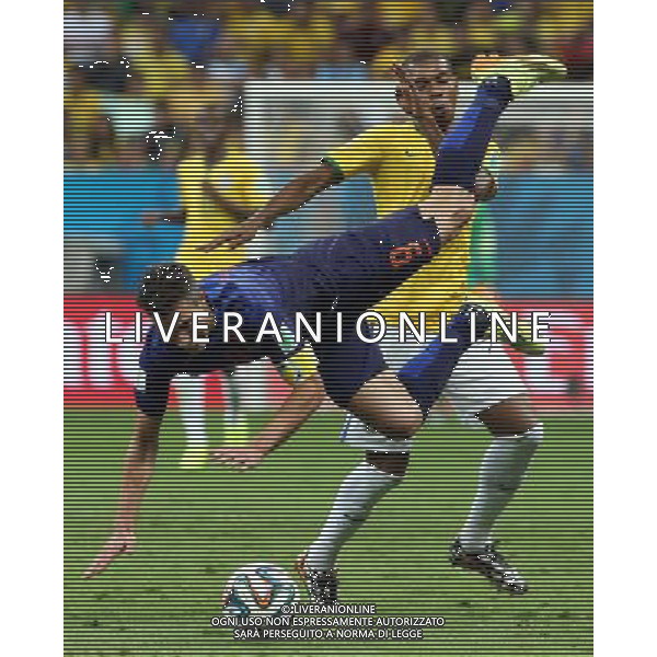 (140712) -- BRASILIA, July 12, 2014 () -- Netherlands\' Robin van Persie (front) falls down during the third place play-off match between Brazil and Netherlands of 2014 FIFA World Cup at the Estadio Nacional Stadium in Brasilia, Brazil, on July 12, 2014.(/Cao Can)(rh) AG ALDO LIVERANI SAS ONLY ITALY
