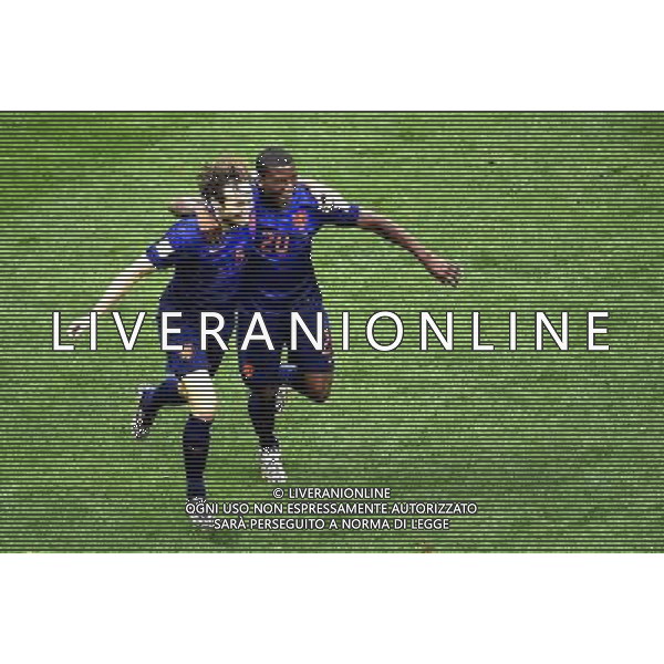 (140712) -- BRASILIA, July 12, 2014 () -- Netherlands\' Daley Blind (L) celebrates with Georginio Wijnaldum after scoring a goal during the third place play-off match between Brazil and Netherlands of 2014 FIFA World Cup at the Estadio Nacional Stadium in Brasilia, Brazil, on July 12, 2014.(/Lui Siu Wai)(pcy) AG ALDO LIVERANI SAS ONLY ITALY