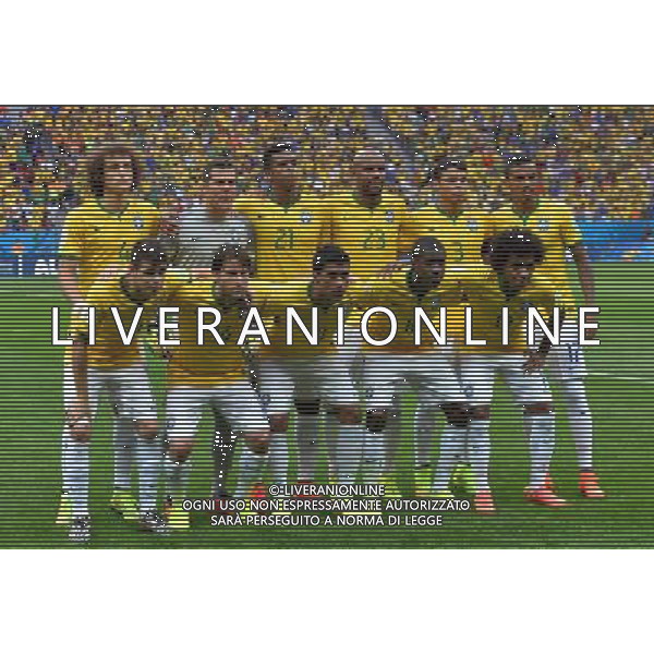 (140712) -- BRASILIA, July 12, 2014 () -- Brazil\'s players pose for a team photo before the third place play-off match between Brazil and Netherlands of 2014 FIFA World Cup at the Estadio Nacional Stadium in Brasilia, Brazil, on July 12, 2014.(/Guo Yong)(pcy) AG ALDO LIVERANI SAS ONLY ITALY
