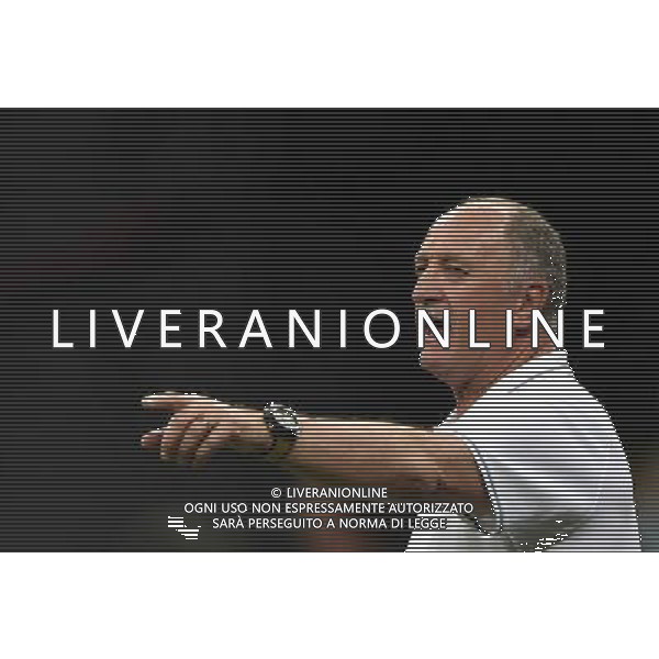 (140712) -- BRASILIA, July 12, 2014 () -- Brazil\'s coach Luiz Felipe Scolari gives instructions during the third place play-off match between Brazil and Netherlands of 2014 FIFA World Cup at the Estadio Nacional Stadium in Brasilia, Brazil, on July 12, 2014.(/Guo Yong)(pcy) AG ALDO LIVERANI SAS ONLY ITALY